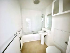 BATHROOM- click for photo gallery
